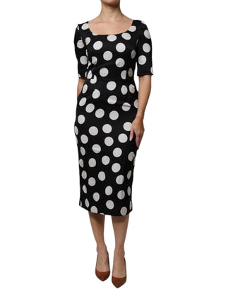 Vestido midi negro y blanco de seda con lunares y corte recto  