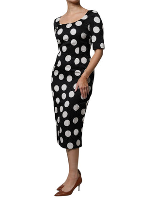 Vestido midi negro y blanco de seda con lunares y corte recto  