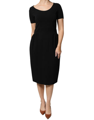 Vestido midi negro de viscosa con mangas cortas y corte recto  