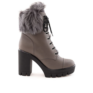 Beigefarbene Schnürstiefel aus Öko-Leder