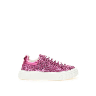 Fuchsiafarbene Sneaker aus Stoff und Leder
