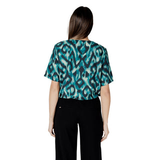 Blusa bicolor de viscosa