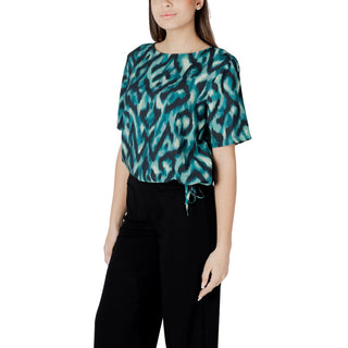 Blusa bicolor de viscosa