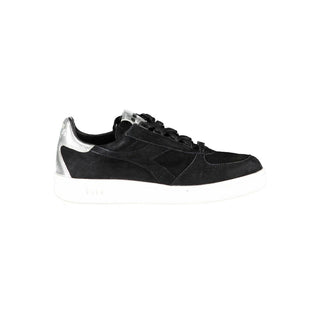 Zapatillas negras de cuero para mujer
