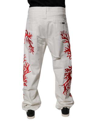 Jeans de mezclilla rectos desgastados con corales blancos