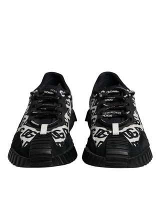 Zapatillas bajas negras con logo y cordones NS1