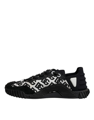Zapatillas bajas negras con logo y cordones NS1