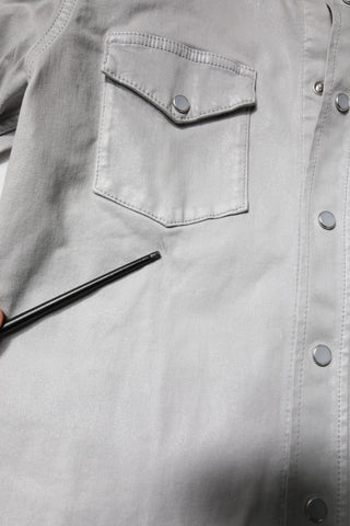 Camisa metálica gris de algodón con botones