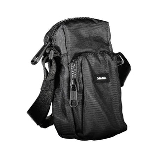 Bolso de hombro negro elegante con detalles chic