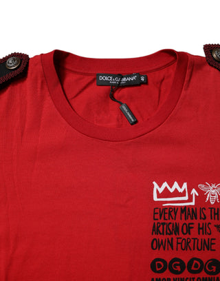 Camiseta roja de algodón con cuello redondo y mangas cortas