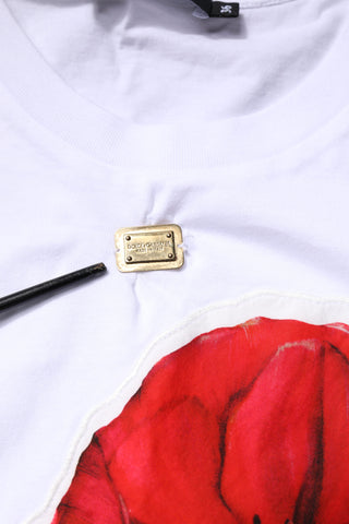 Camiseta blanca de algodón con estampado floral y cuello redondo