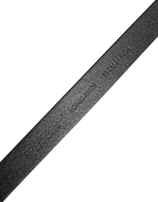 Cinturón clásico negro de piel de becerro con hebilla metálica con logo  