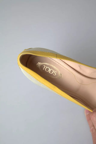 Gelbe Off White Peeptoe-Heels Pumps