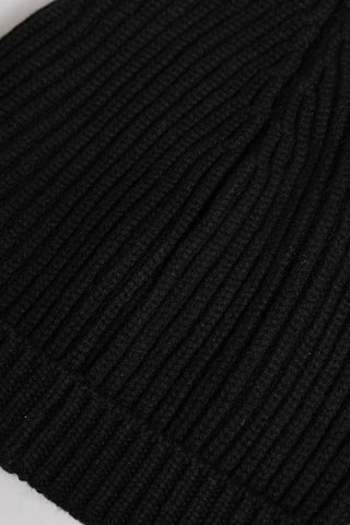 Gorro de invierno tejido de cachemira negra