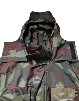 Chaqueta con capucha multicolor de camuflaje con botones