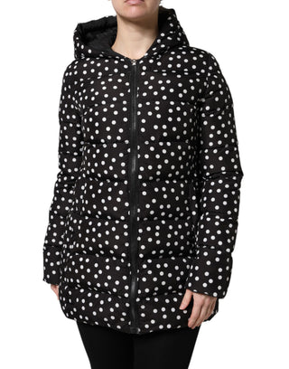 Chaqueta reversible negra acolchada con capucha y cremallera