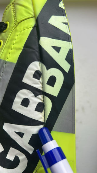 Zapatillas bajas verde neón con cinta de logo