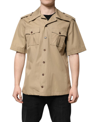 Camisa marrón de manga corta con estampado gráfico  