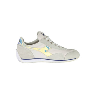 Zapatillas de cuero blancas para mujer