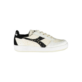 Zapatillas de cuero blancas para mujer