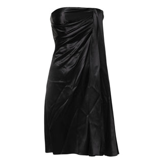 Vestido mini negro sin tirantes, ajustado y corte en línea A
