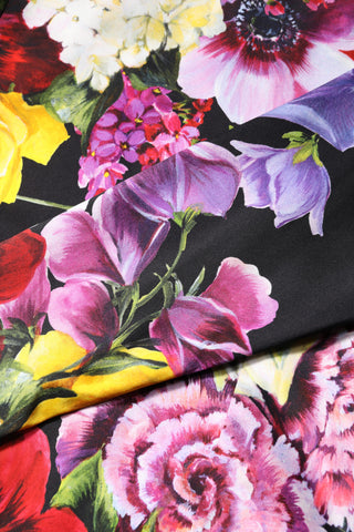 Blusa multicolor de hortensias de manga larga  