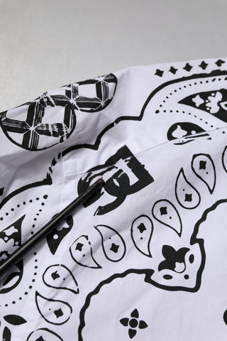 Camisa formal blanca MARTINI con estampado de bandana  