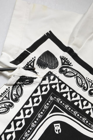 Weißes Bandana Rundhals-T-Shirt mit kurzen Ärmeln