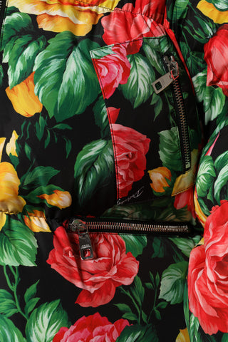 Chaqueta acolchada con capucha floral multicolor