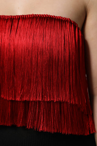 Rotes trägerloses Fransen-Crop-Tube-Top aus Seide