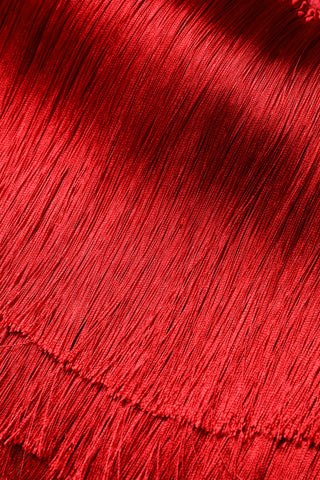 Rotes trägerloses Fransen-Crop-Tube-Top aus Seide