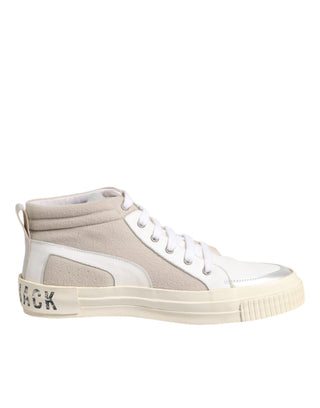Weiße beigefarbene Schnür-Mid-Top-Freizeitschuhe