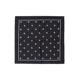 Pañuelo de bolsillo de seda negra