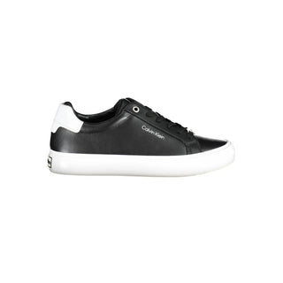 Zapatillas negras de cuero para mujer