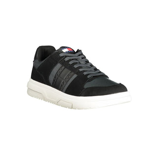 Zapatilla para hombre de cuero negro