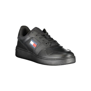 Zapatilla masculina de cuero negro