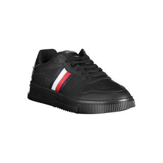 Zapatilla masculina de cuero negro