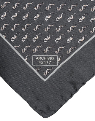 Foulard aus Seide für Herren mit schwarzem Fischmuster