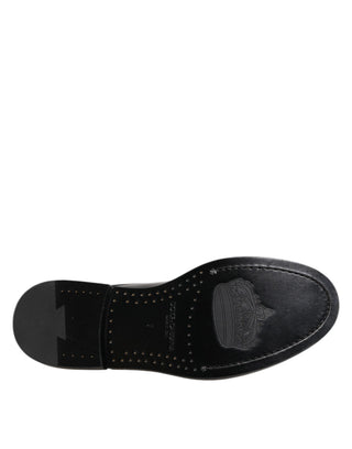 Schwarzes Lederkleid Schnürschuhe Herren Formell