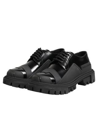 Trekking-Derbyschuhe aus schwarzem Lackleder