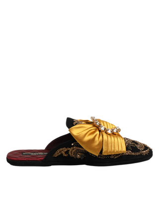 Mehrfarbige verzierte flache Sandalen