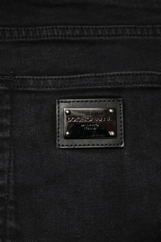 Schwarze Baumwoll-Denim-Jeans mit Logo-Plakette und schmaler Passform