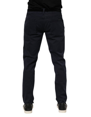 Blaue konische Jeans aus Baumwolle
