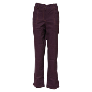Pantalones morados de talle alto con corte entallado