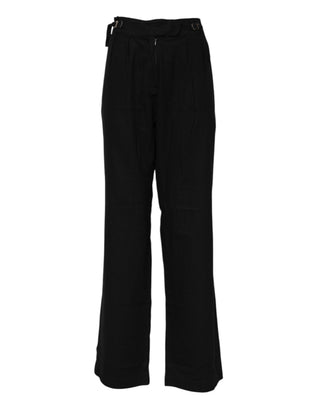 Schwarze, gerade geschnittene Hose mit hoher Taille