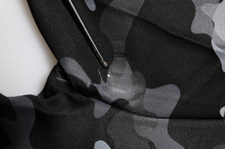 Sudadera Negra de Camuflaje