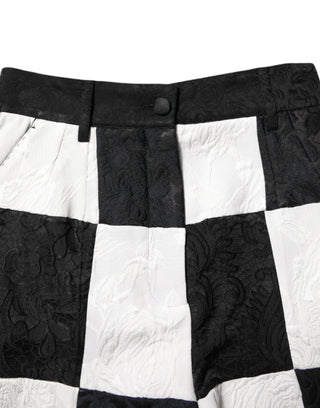 Schwarz-weiß geblümte Brokat-Hot Pants-Shorts