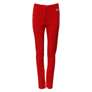 Rote, figurbetonte Hose mit mittelhohem Bund