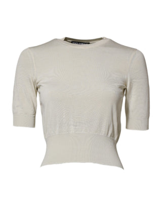 Blusa blanca de seda con mangas cortas tipo pulóver