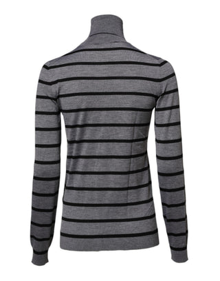Grauer Pullover mit Blumenstickerei